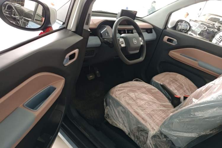 Used Chery QQ Ice Cream 2025 205km Qi Energy Version Driver Seat