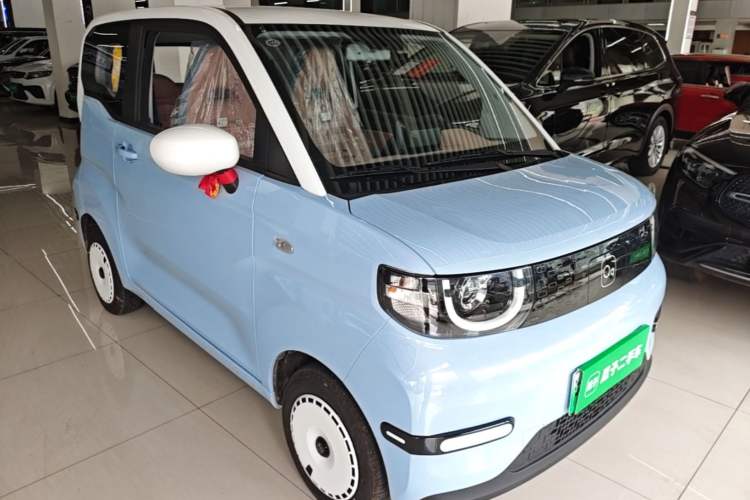 Used Chery QQ Ice Cream 2025 205km Qi Energy Version Front Right 45 Deg