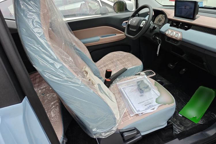 Used Chery QQ Ice Cream 2025 205km Qi Energy Version Right Front Seat