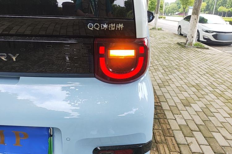 Used Chery QQ Ice Cream 2025 205km Qi Energy Version Right Rear Taillight