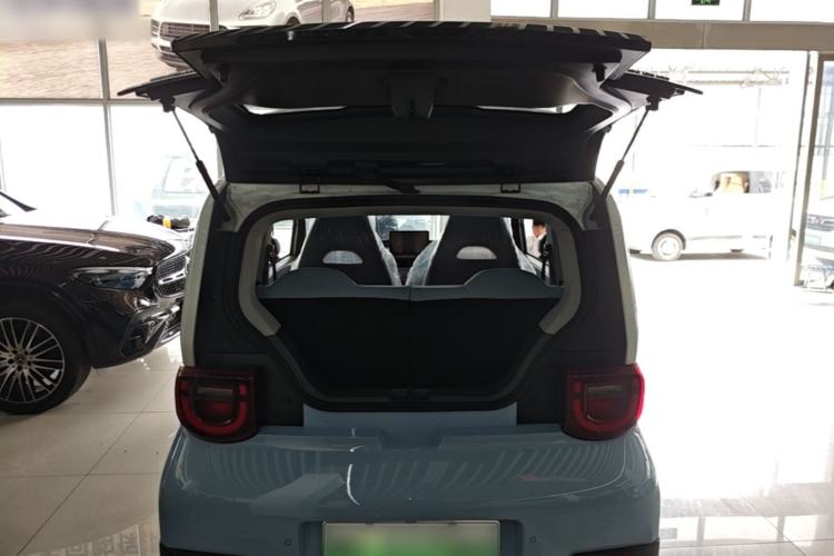 Used Chery QQ Ice Cream 2025 205km Qi Energy Version Trunk