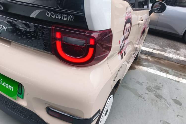Used Chery QQ Ice Cream 2025 155km Sundae Edition Right Rear Taillight