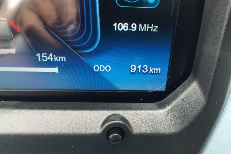 Used Chery QQ Ice Cream 2025 155km Sundae Edition Odometer Close Up