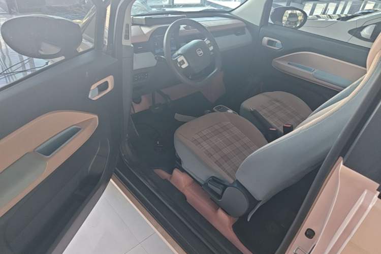 Used Chery QQ Ice Cream 2025 155km Sundae Edition Driver Seat