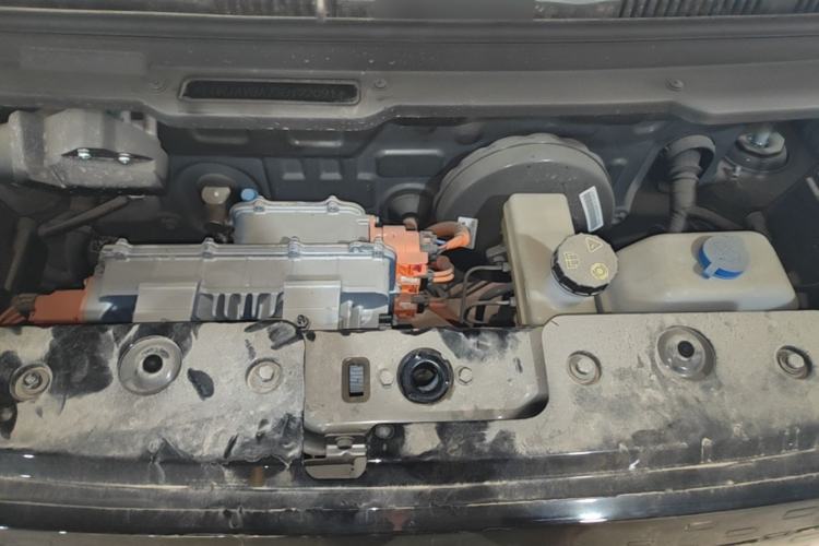 Used Chery QQ Ice Cream 2025 205km Qi Energy Version Engine Bay