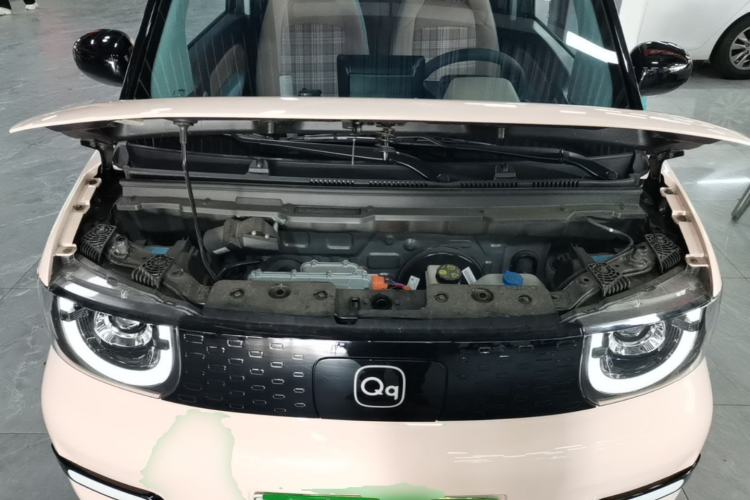Used Chery QQ Ice Cream 2025 205km Qi Energy Version Engine Bay