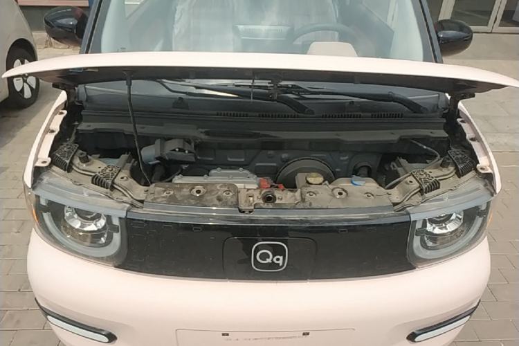 Used Chery QQ Ice Cream 2025 205km Qi Energy Version Engine Bay