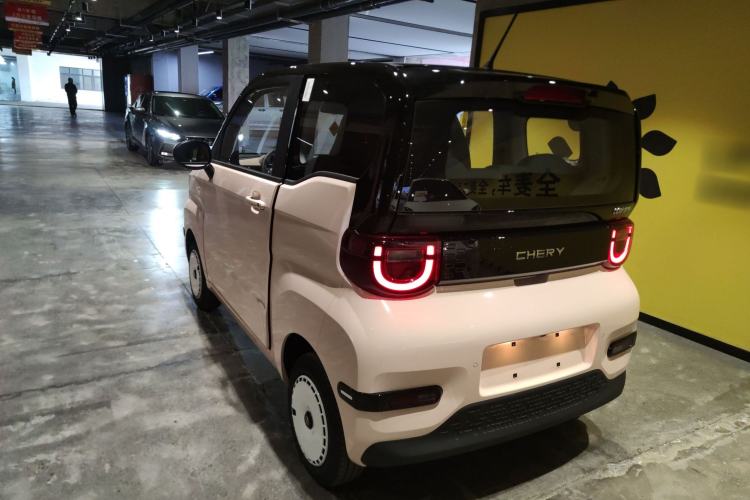 Used Chery QQ Ice Cream 2025 Model 205km Sundae Edition Exterior 2