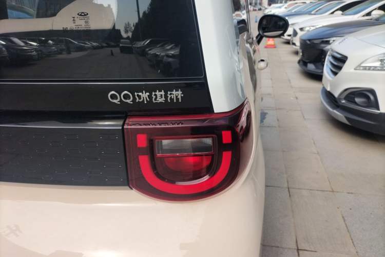Used Chery QQ Ice Cream 2025 205km Qi Energy Version Exterior 3