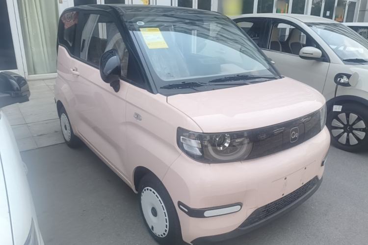 Used Chery QQ Ice Cream 2025 205km Qi Energy Version Front Right 45 Deg