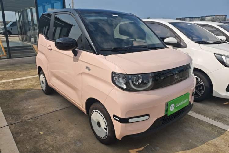 Used Chery QQ Ice Cream 2025 155km Sundae Edition Front Right 45 Deg