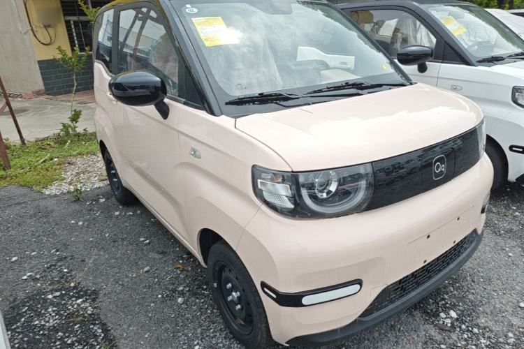 Used Chery QQ Ice Cream 2025 205km Qi Energy Version Front Right 45 Deg