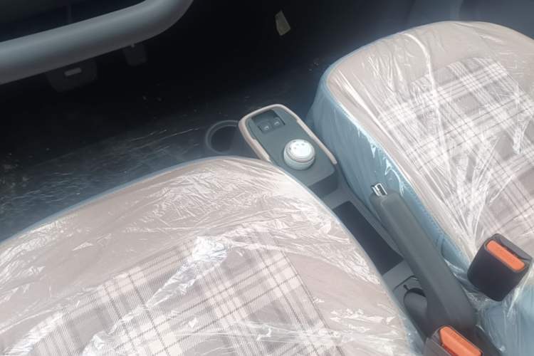 Used Chery QQ Ice Cream 2025 205km Qi Energy Version Gear Lever