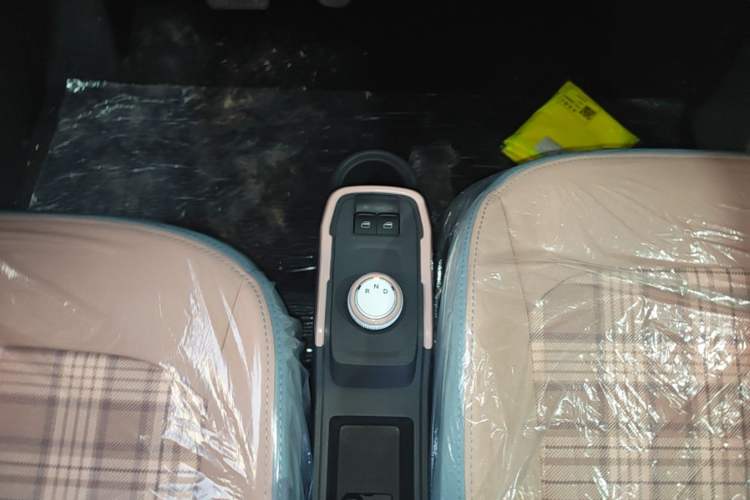 Used Chery QQ Ice Cream 2025 205km Qi Energy Version Gear Lever