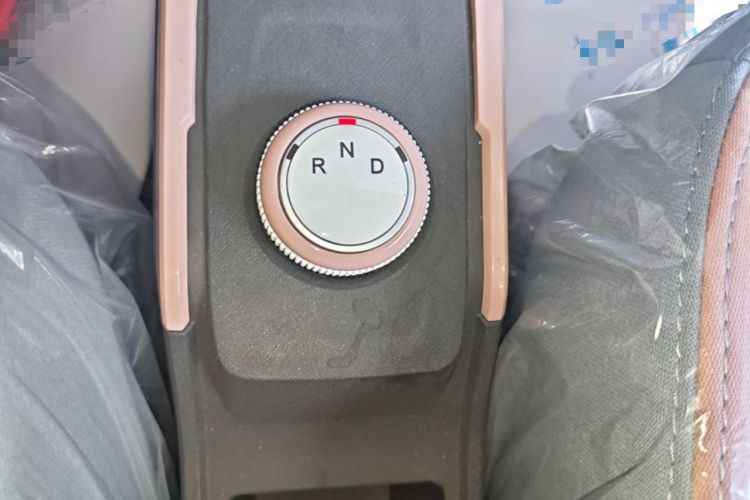 Used Chery QQ Ice Cream 2025 205km Qi Energy Version Gear Lever