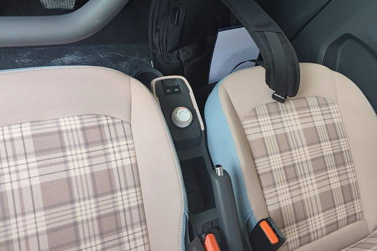 Used Chery QQ Ice Cream 2025 205km Qi Energy Version Gear Lever