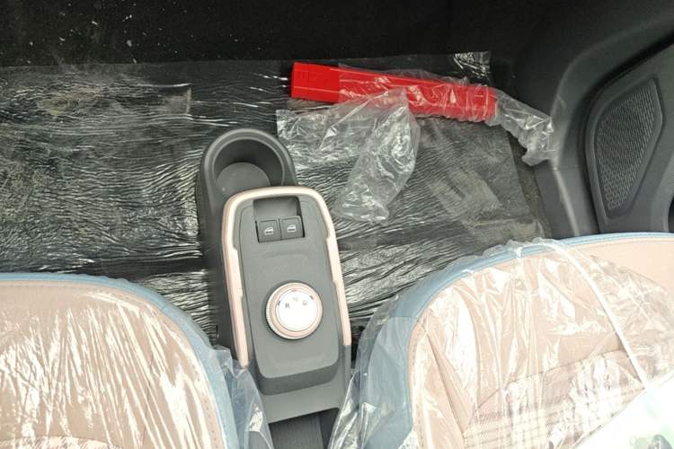 Used Chery QQ Ice Cream 2025 205km Qi Energy Version Gear Lever