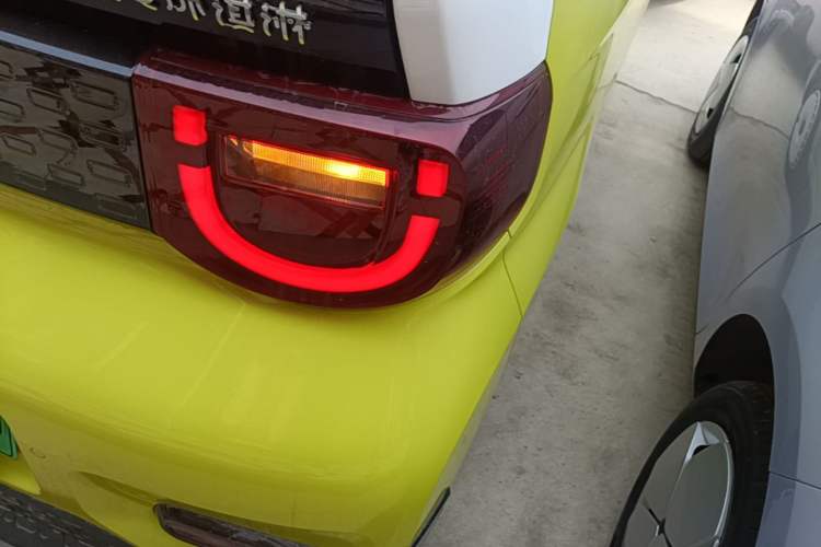 Used Chery QQ Ice Cream 2025 205km Qi Energy Version Right Rear Taillight