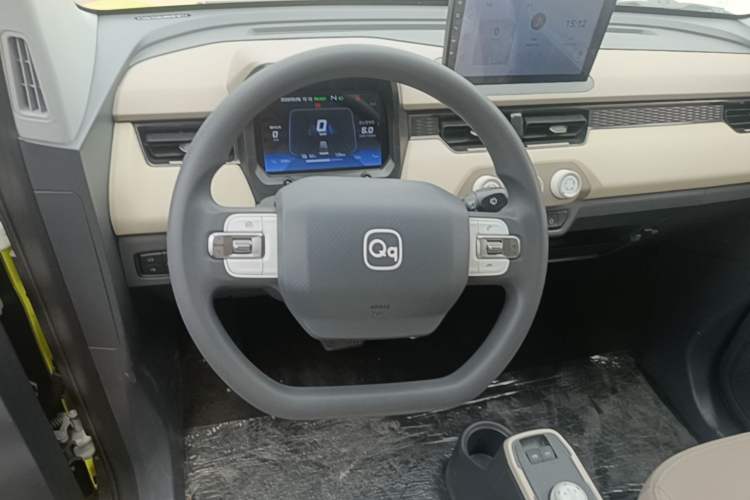 Used Chery QQ Ice Cream 2025 205km Qi Energy Version Steering Wheel
