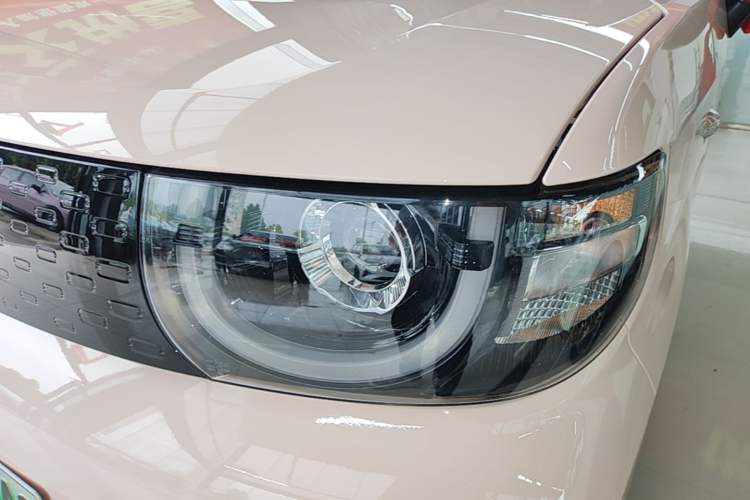 Used Chery QQ Ice Cream 2025 205km Qi Energy Version Left Front Headlight