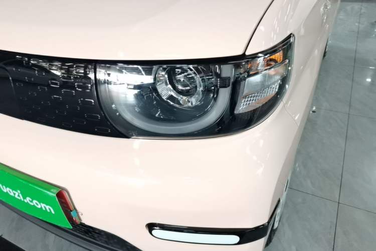 Used Chery QQ Ice Cream 2025 205km Qi Energy Version Left Front Headlight
