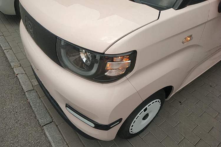 Used Chery QQ Ice Cream 2025 205km Qi Energy Version Left Front Headlight