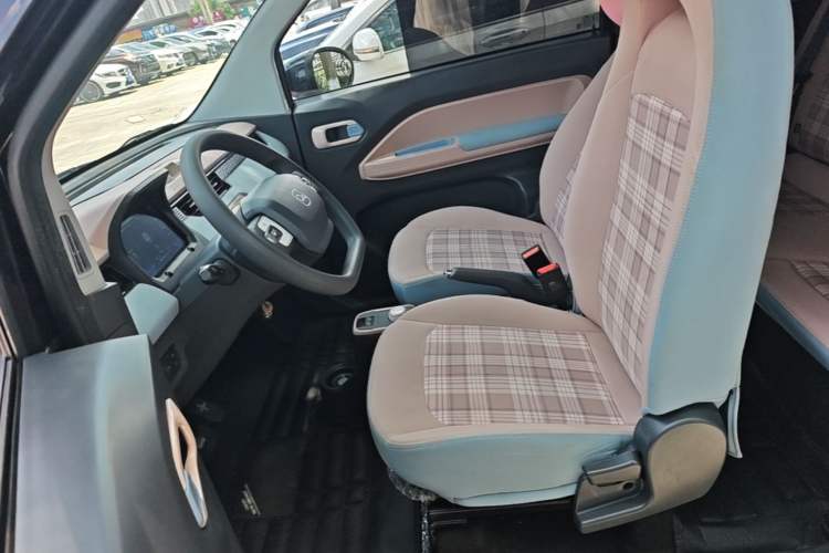 Used Chery QQ Ice Cream 2025 155km Sundae Edition Left Front Seat