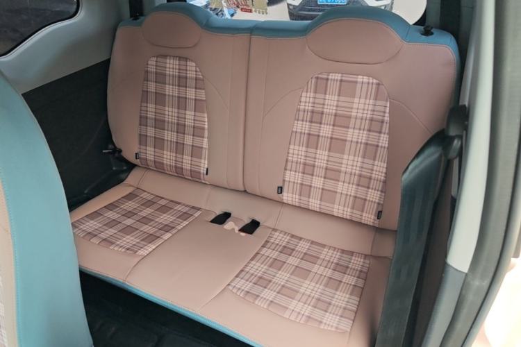 Used Chery QQ Ice Cream 2025 155km Sundae Edition Left Rear Seat