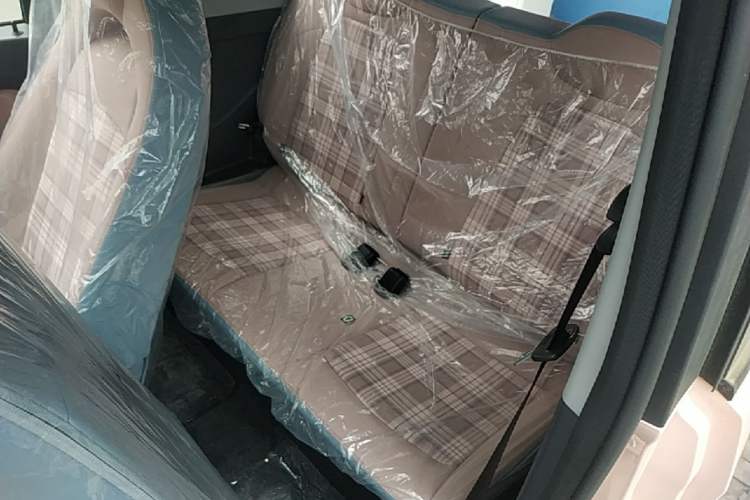 Used Chery QQ Ice Cream 2025 205km Qi Energy Version Left Rear Seat