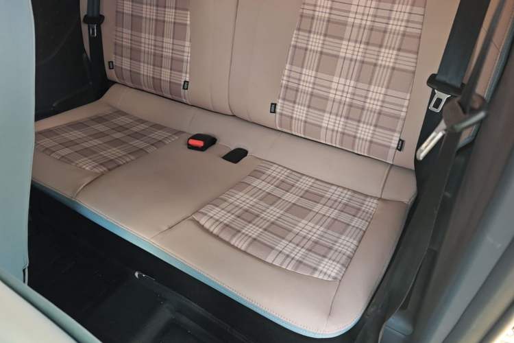 Used Chery QQ Ice Cream 2025 155km Sundae Edition Left Rear Seat