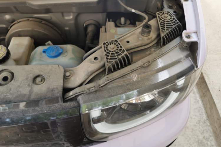 Used Chery QQ Ice Cream 2025 155km Sundae Edition Engine Bay Left