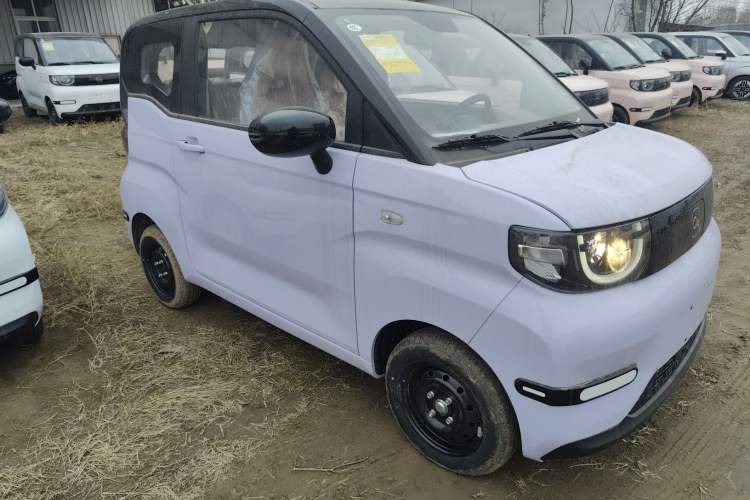Used Chery QQ Ice Cream 2025 Model 205km Sundae Edition Front Right 45 Deg
