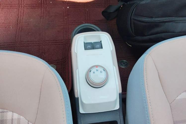 Used Chery QQ Ice Cream 2025 205km Qi Energy Version Gear Lever