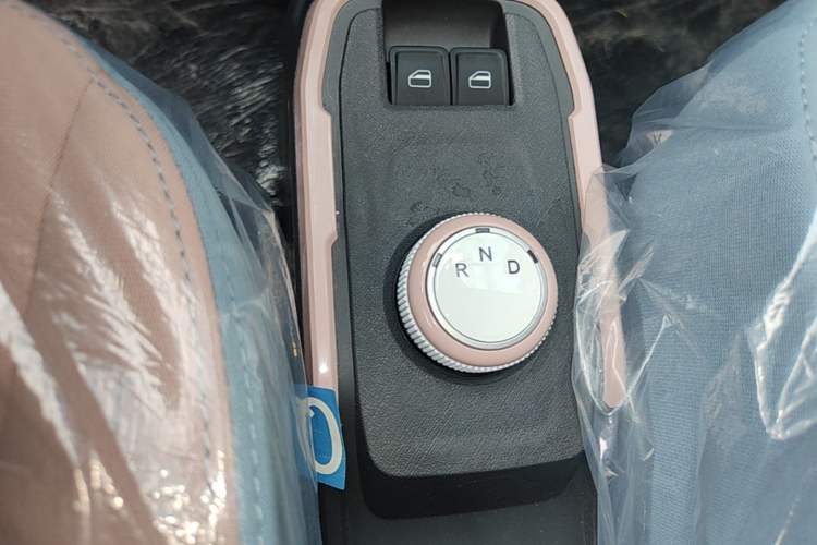 Used Chery QQ Ice Cream 2025 205km Qi Energy Version Gear Lever