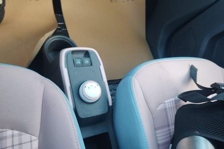 Used Chery QQ Ice Cream 2025 205km Qi Energy Version Gear Lever