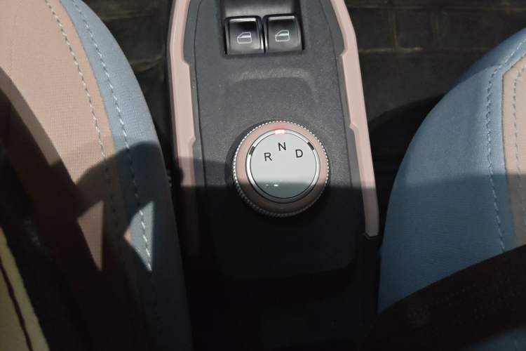 Used Chery QQ Ice Cream 2025 205km Qi Energy Version Gear Lever