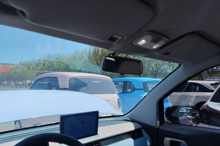 Used Chery QQ Ice Cream 2025 205km Qi Energy Version Headliner
