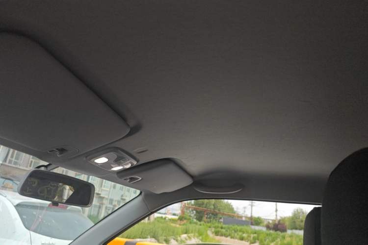 Used Chery QQ Ice Cream 2025 205km Qi Energy Version Headliner