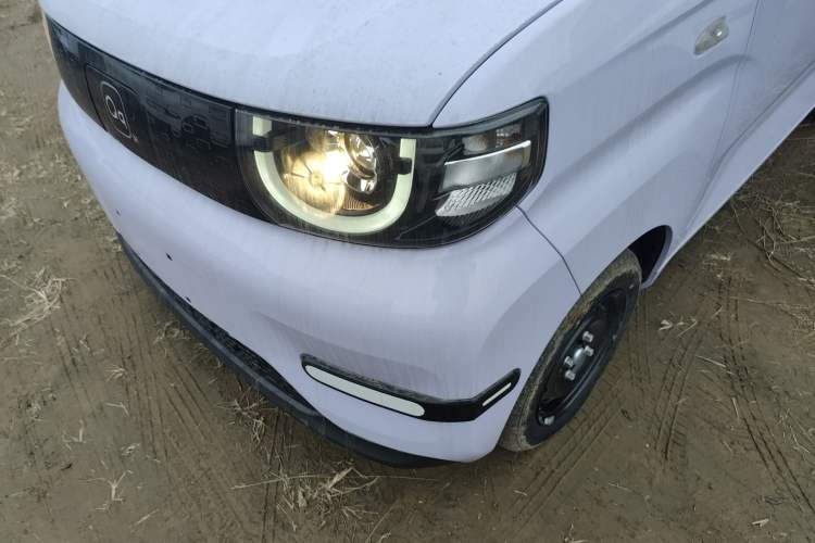 Used Chery QQ Ice Cream 2025 Model 205km Sundae Edition Left Front Headlight