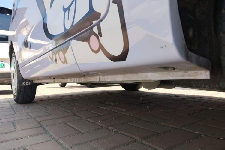 Used Chery QQ Ice Cream 2025 205km Qi Energy Version Left Side Sill