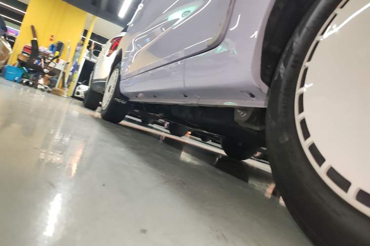 Used Chery QQ Ice Cream 2025 155km Sundae Edition Left Side Sill