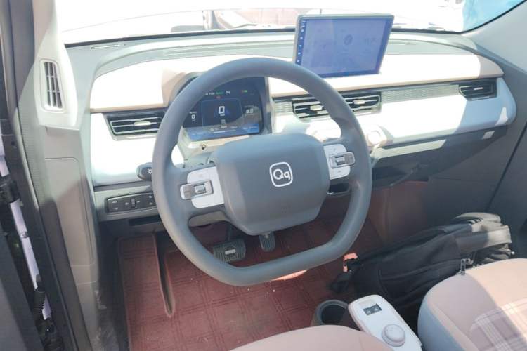 Used Chery QQ Ice Cream 2025 205km Qi Energy Version Steering Wheel