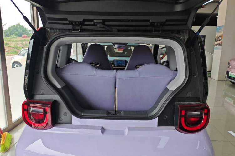Used Chery QQ Ice Cream 2025 205km Qi Energy Version Trunk