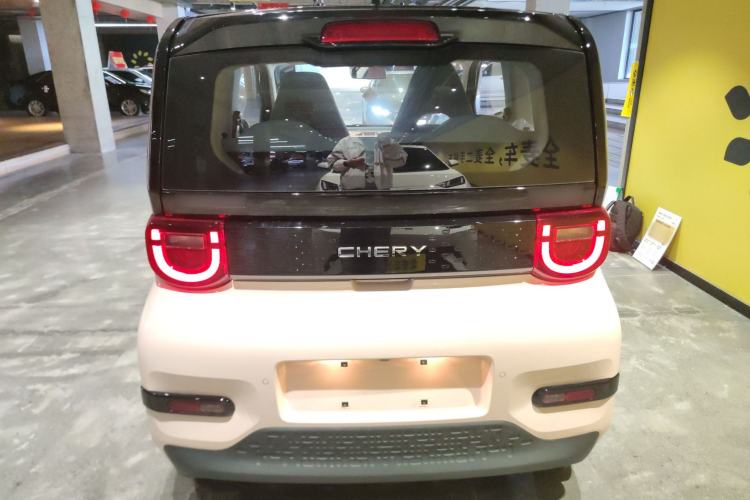 Used Chery QQ Ice Cream 2025 Model 205km Sundae Edition Rear