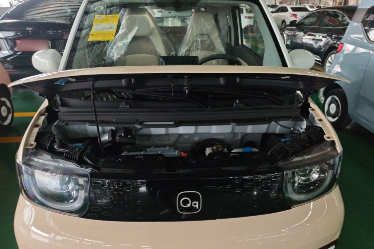 Used Chery QQ Ice Cream 2025 205km Qi Energy Version Engine Bay