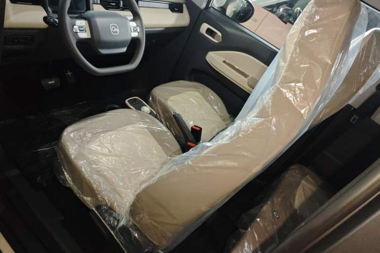 Used Chery QQ Ice Cream 2025 205km Qi Energy Version Left Front Seat