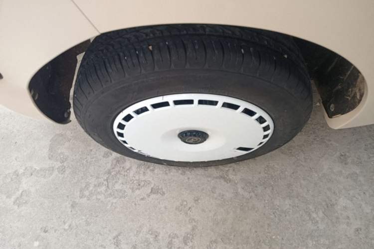 Used Chery QQ Ice Cream 2025 155km Sundae Edition Right Rear Wheel Hub