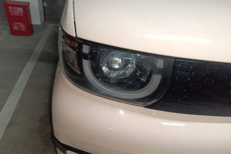 Used Chery QQ Ice Cream 2025 205km Qi Energy Version Right Front Headlight