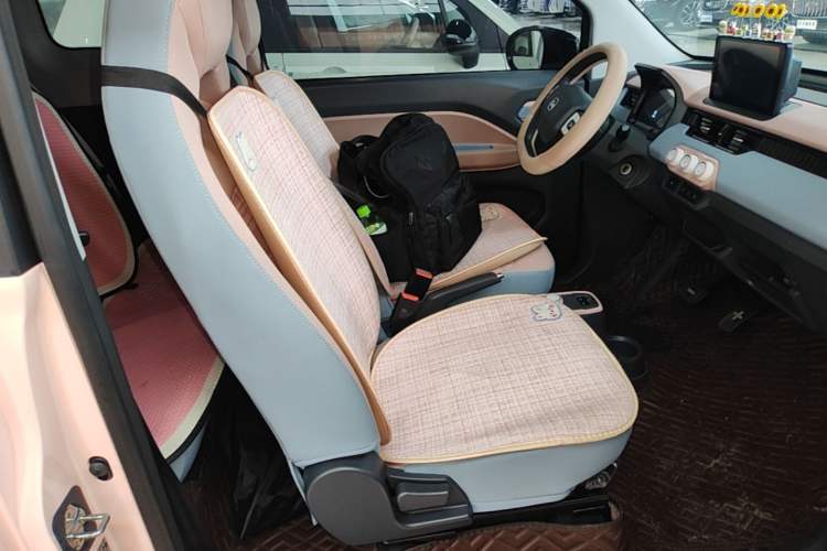 Used Chery QQ Ice Cream 2025 205km Qi Energy Version Right Front Seat
