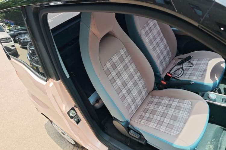 Used Chery QQ Ice Cream 2025 155km Sundae Edition Right Front Seat